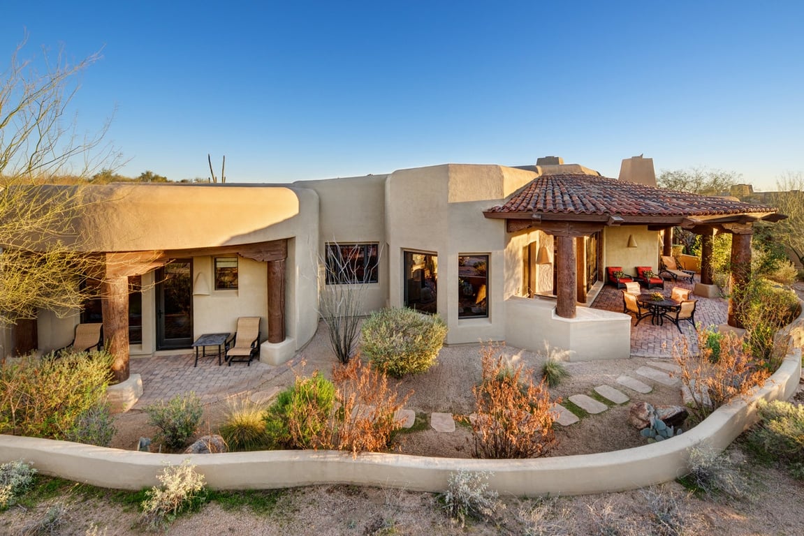 3 Bedroom Luxury Hacienda Residence - Spa Tub