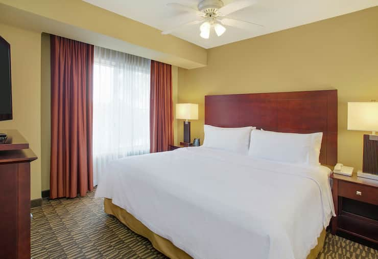 1 King Bed 1 Bedroom Suite Non-smoking + 1 King Bed 1 Bedroom Suite Non-smoking