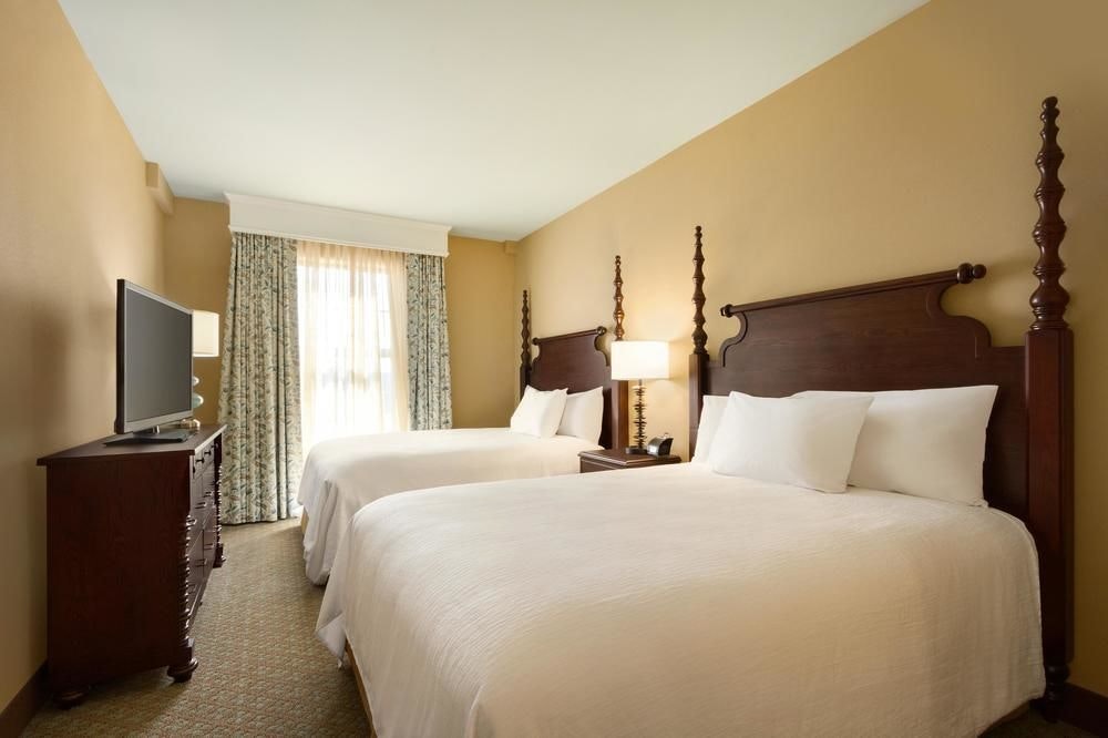 2 Room Suite - 2 Queen Beds7 options