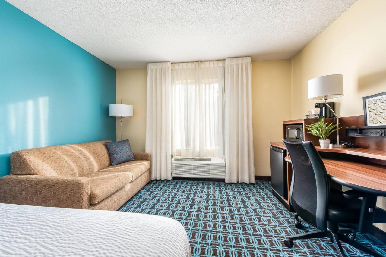 King Room with Sofa Bed