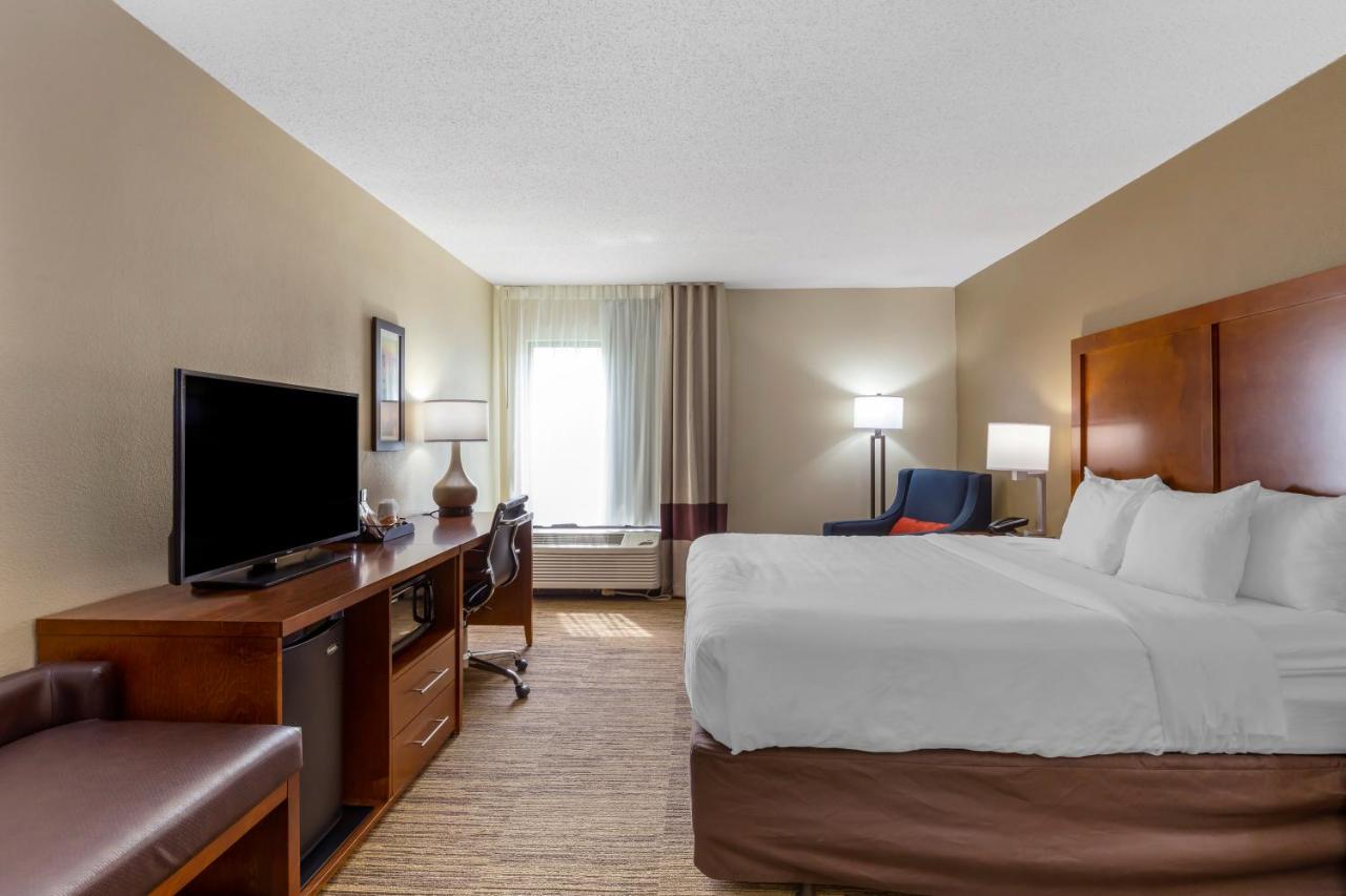 King Room - Accessible/Non-Smoking