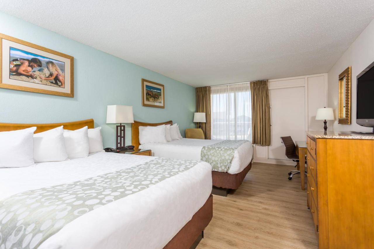 Queen Room with Two Queen Beds and Dune View - Non-Smoking