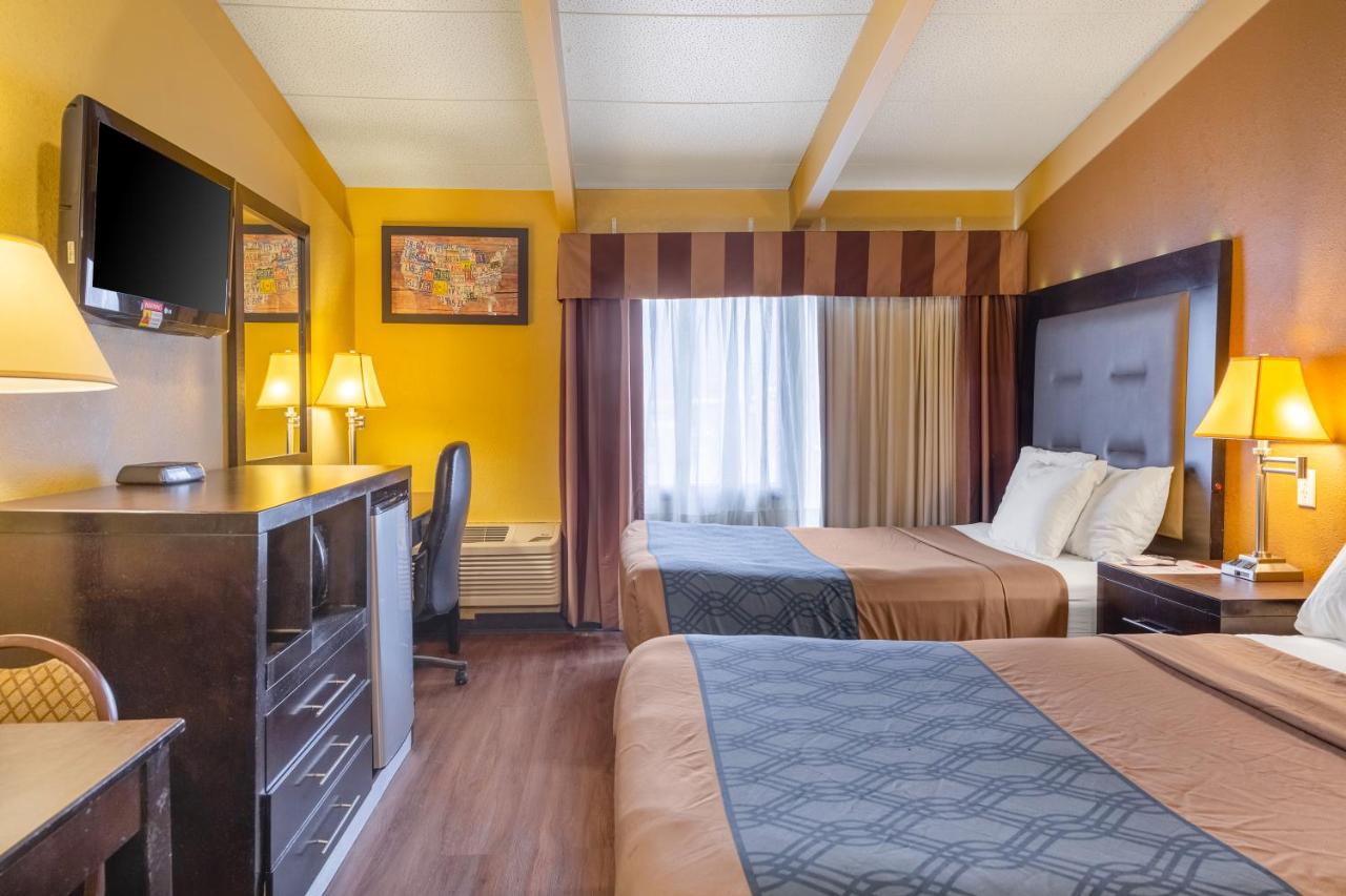 Double Room with Two Double Beds - Smoking