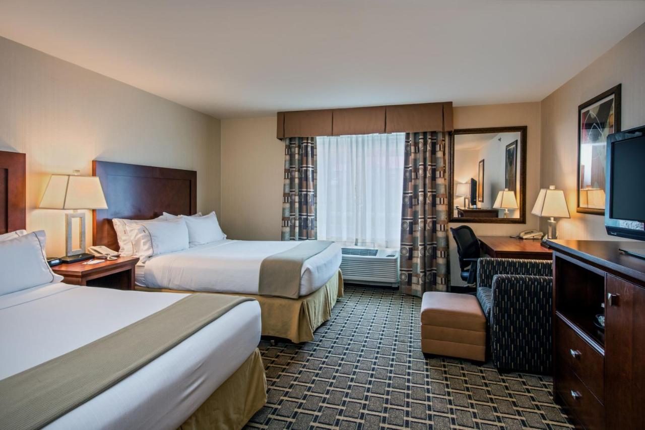 Deluxe Twin Room - Hearing Accessible