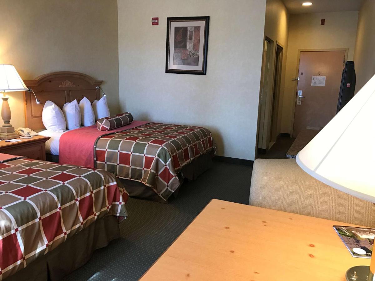 Queen Room with Two Queen Beds and Mobility Accessible Roll-In Shower/Non-Smoking