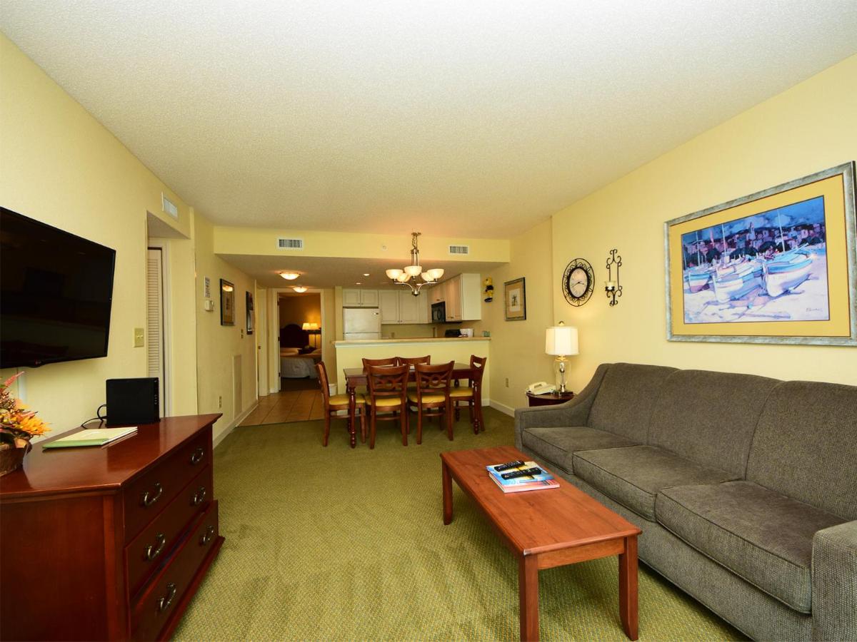 2 Bedroom 2 Bath Oceanfront Condo with 1 King, 2 Queens and 1 Sleeper Sofa - T20 