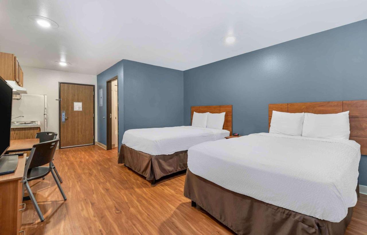 Double Room with Two Double Beds - Non-Smoking