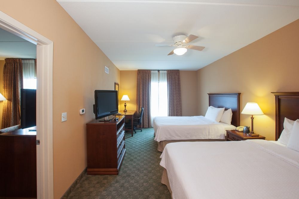 2 Queen Beds 1 Bedroom Suite Non-smoking