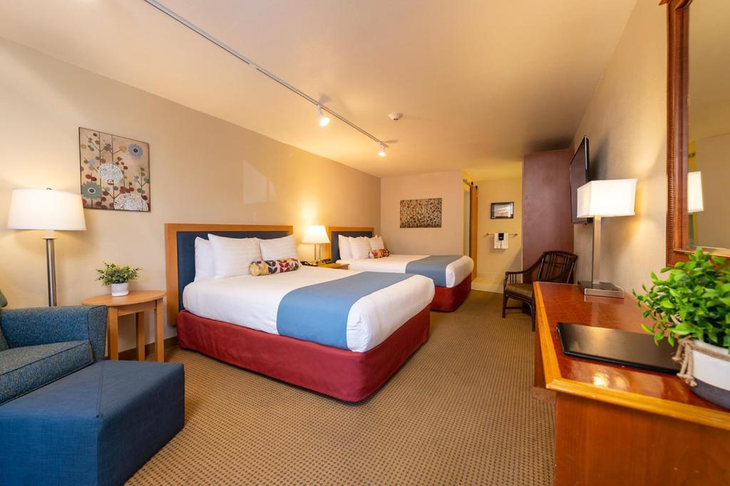 Queen Room with Two Queen Beds at the Obertal Inn